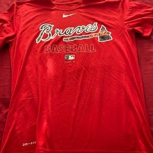 Atlanta Braves Nike men’s shirt